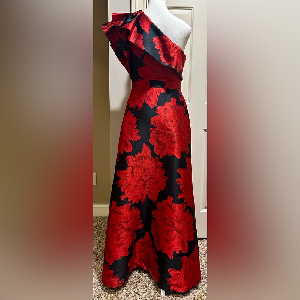 Adrianna Papell Red and Black One-Shoulder Floral Evening Dress w/POCKETS! - Picture 6 of 10